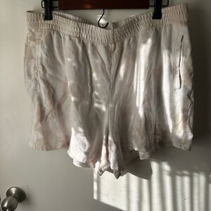 GAP Women's Light Cream Athletic Shorts 0030
